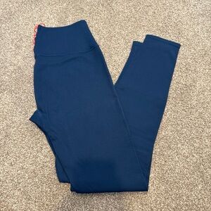 Blue ribbed leggings